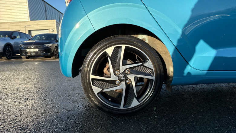 Hyundai i10 1.0 MPi Premium 5dr Auto Petrol Hatchback